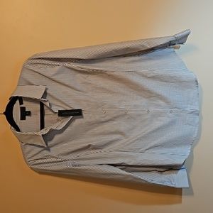 NWT Worthington stretch sz12 black,white pin strip button up shirt